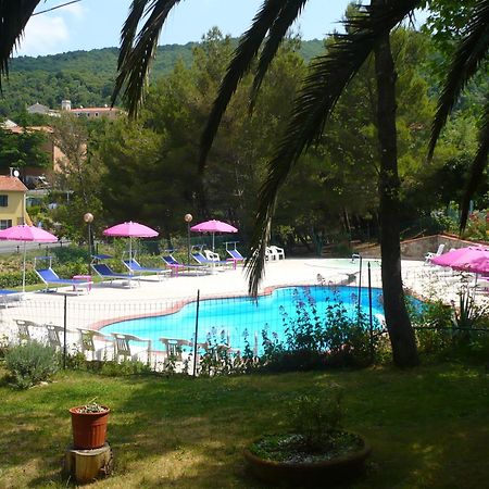 Hotel Il Poggetto Castellina Marittima Exterior foto